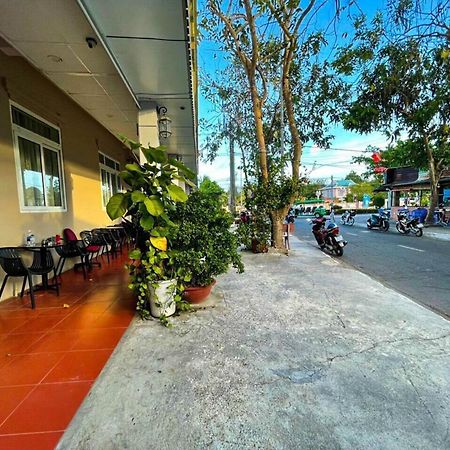 Khách Sạn Minh Thắng Chi Khu Co Ong Exterior foto