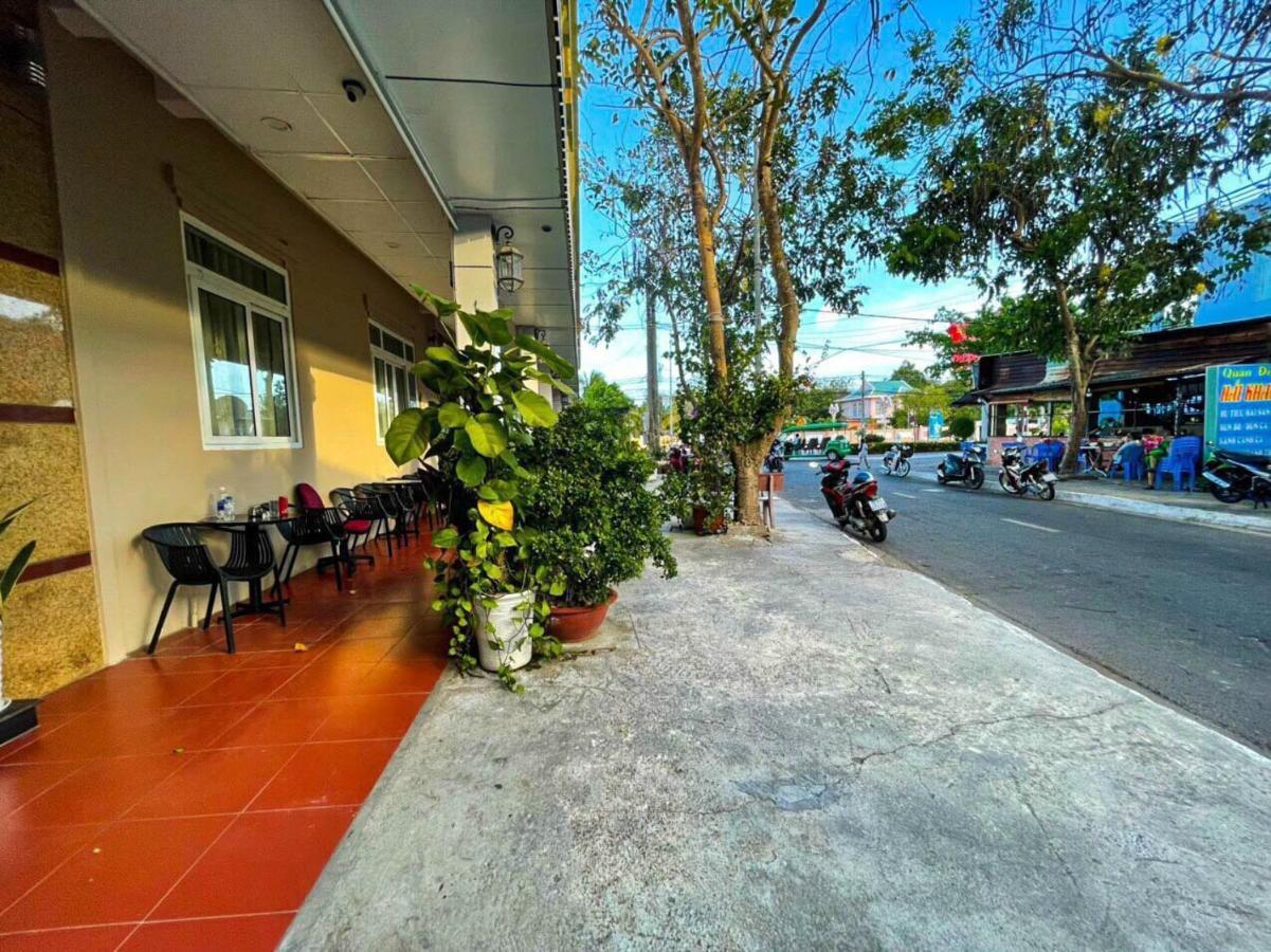 Khách Sạn Minh Thắng Chi Khu Co Ong Exterior foto